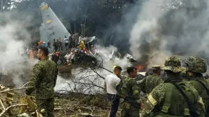 Military plane crashes in Colombia, thousands of victims are being searched for