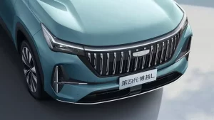 Geely Atlas yangilandi: rasmiy tasvirlar e’lon qilindi