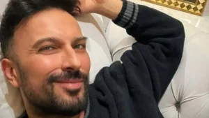 Tarkan returned to the stage after a 7-year break