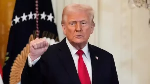 Дональд Трамп говорил о третьем сроке и может ввести новые пошлины