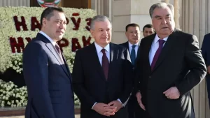 O‘zbekiston, Tojikiston va Qirg‘iziston davlat rahbarlari Xo‘jand qal’asini tomosha qildi