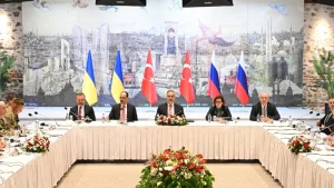 Turkiya Rossiya va Ukraina o'rtasidagi muloqotni tiklashga kirishdi