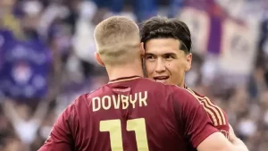 It's time to worry about the duet leading "Roma" to Europe: the Shomurodov and Dovbik tandem!