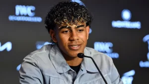 Lamin Yamal jarohat sabab mavsumning qolgan qismini o'tkazib yuboradi