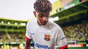 Ronaldino: “Messi tarixi ortidan Yamal yurish boshladi”