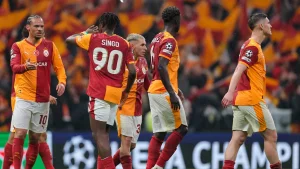 «Galatasaroy» o'z maydonida «Fenerbahche» ustidan yirik g'alaba qozondi
