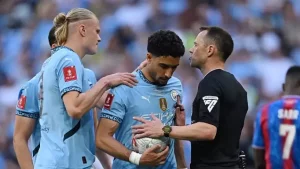 "Manchester Siti" finalni boy berdi, Xoland tanqid ostida