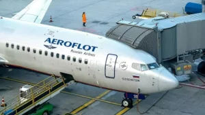Aviareysga qo‘yilmagan talaba «Aeroflot»dan zarar uchun kompensatsiya undirdi
