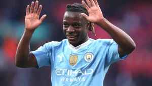 Jeremi Doku Vinisius darajasiga chiqish uchun nima kerakligini aytdi