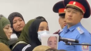Oshda xotiniga qaynoq suv sepgan erkak O'zbekistonga qochdi