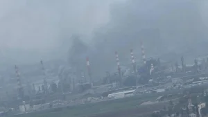 Eron Xayfa neft zavodiga raketa zarbasi berdi