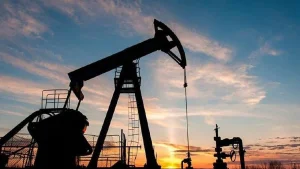 Jahon bozorida neft narxlari keskin pasayishni qayd etdi