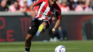 Manchester Yunayted Mbeumoni sotib olishni davom ettiryapti