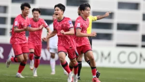 U-20 Asian Cup. Japan drew with Syria, Korea won
