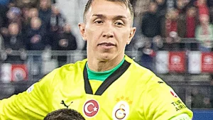Fernando Muslera Urugvayda faoliyatini davom ettiradi