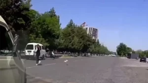 Bekobod shahrida Damas piyodani urib yubordi