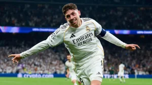 «Real Madrid» futbolchilari rahbariyatdan Federiko Valverdeni sotishni so'ramoqda