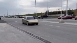 Tesla yangi avtonom taksi loyihasini e'lon qildi