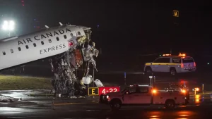 Plane crash at New York airport: two pilots killed