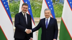 Prezident YEI vakili va "Gazprom neft" raisini qabul qildi