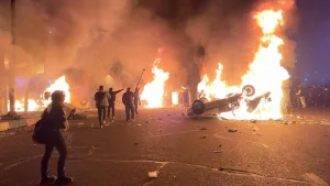 Eronda xotira tadbirlari namoyish va to‘qnashuvlarga aylandi