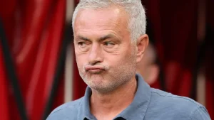 Mourinyo: "Benfika" rasistik jamoa emas!