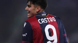 Santiago Castro extended the contract with Bologna