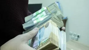 Qidiruvdagi ota o‘z majburiyatini ado etdi