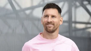 Lionel Messi and His Family Prepare to Return to Barcelona