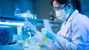 Germaniya razvedkasi: COVID-19 pandemiyasi Xitoy laboratoriyasida sizib chiqishdan yuzaga kelgan