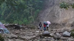 Did the disastrous landslide in Colombia claim 16 lives?