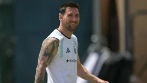 A statue of Lionel Messi was erected in the city of Kutral-Ko