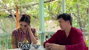 A clip (video) full of humor and love dedicated to husband-wife relationships