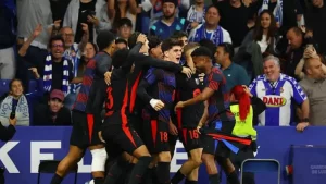 Barcelona, which surpassed Espanyol, became champion before the deadline