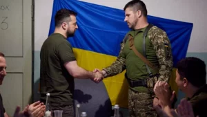 Zelenskiy Ukraina Qurolli kuchlari Bosh shtab boshlig‘ini almashtirdi