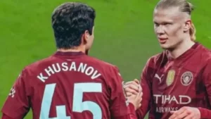 Erling Haaland is contemplating whether to stay or leave "Manchester City"