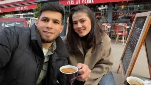 Диёра Кельдиярова отдыхает в Париже с семьёй