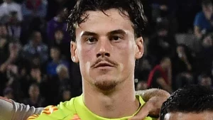 «Roma» 8 yilga darvozabon Svilar bilan shartnoma uzaytirmoqchi