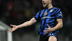 Arsenal va Atletico Carlos Augustoni sotib olmoqchi
