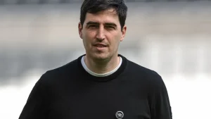 Andoni Iraola yozda «Chelsi» bosh murabbiyiga aylanishi mumkin