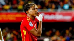 Yamal commented on Ronaldo