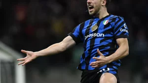 Arsenal va Atletico Carlos Augustoni sotib olmoqchi