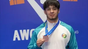 Husinboy Matrasulov og‘ir atletika bo‘yicha Osiyo chempionatida O‘zbekistonga ilk medalni taqdim etdi