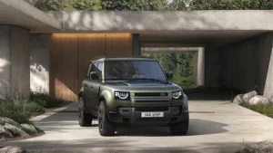 Yangi Land Rover Defender taqdim etildi: dizayn va texnologiya inqilobi!