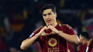 Shomurodov has become the new hero of "Roma": fans are applauding the Uzbek striker