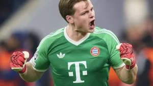 Jonas Urbig guards the Bayern goal again