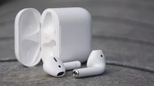 Apple AirPods будут иметь функцию синхронного перевода