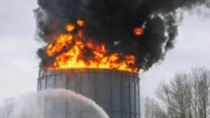 Avstraliyada neft zavodida yongin yoqilg'i narxini oshirishi mumkin