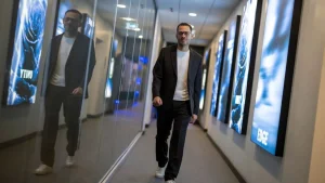 Chelsi bosh murabbiyi jamoa tarixidagi eng qisqa muddatda ishdan bo'shatildi