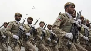 Eron AQSH tahdidlari fonida armiyani yuqori jangovar shay holatga keltirdi